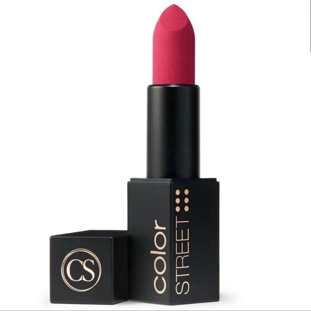 COLORSTREET Lipstick in Dramalicious (bright fuchsia pink)